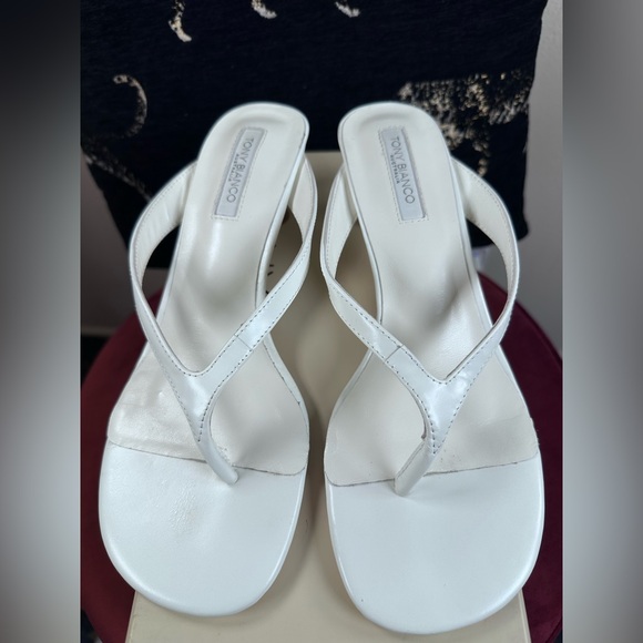 Tony Bianco x REVOLVE Krista Sandal in White kitten heel flip flop open toe - Picture 5 of 10